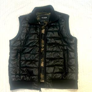 Guess Faux Leather Quilted Vest with Camo lining, XL Men’s